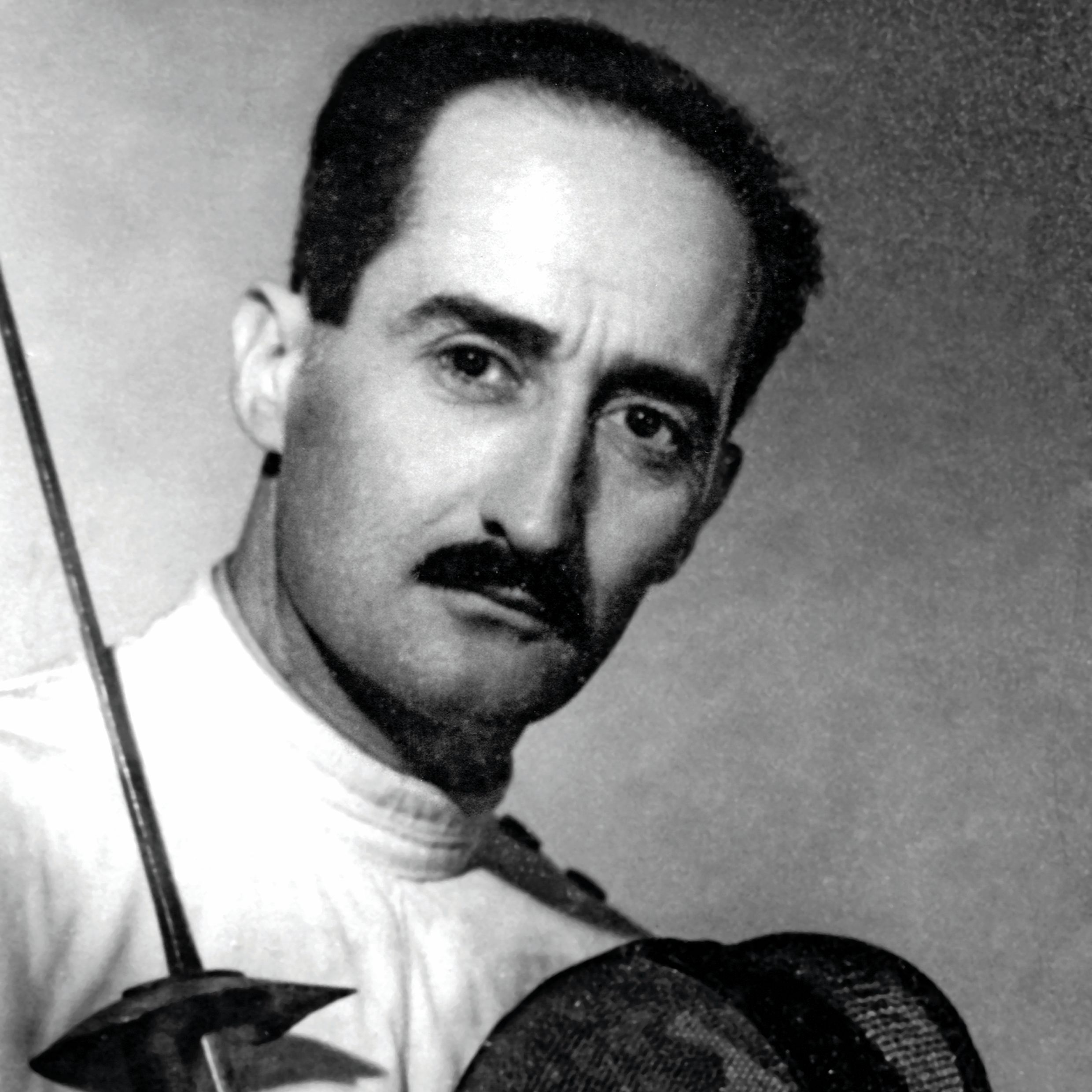 Bay Dr. Béla