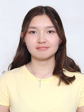 ISSINA Diana