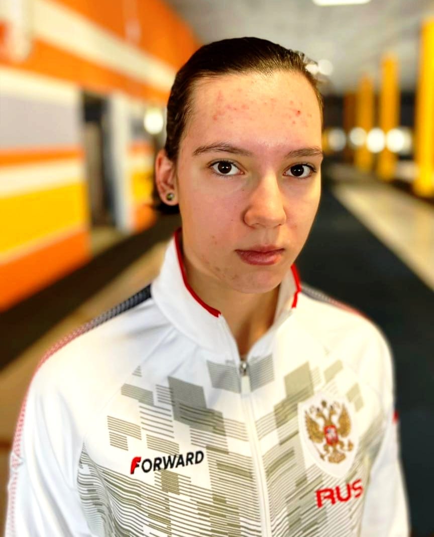 LARKINA Taisiya