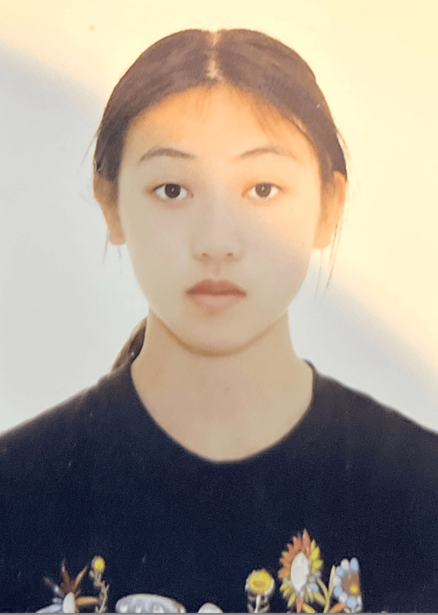 GU Maggie Runlin