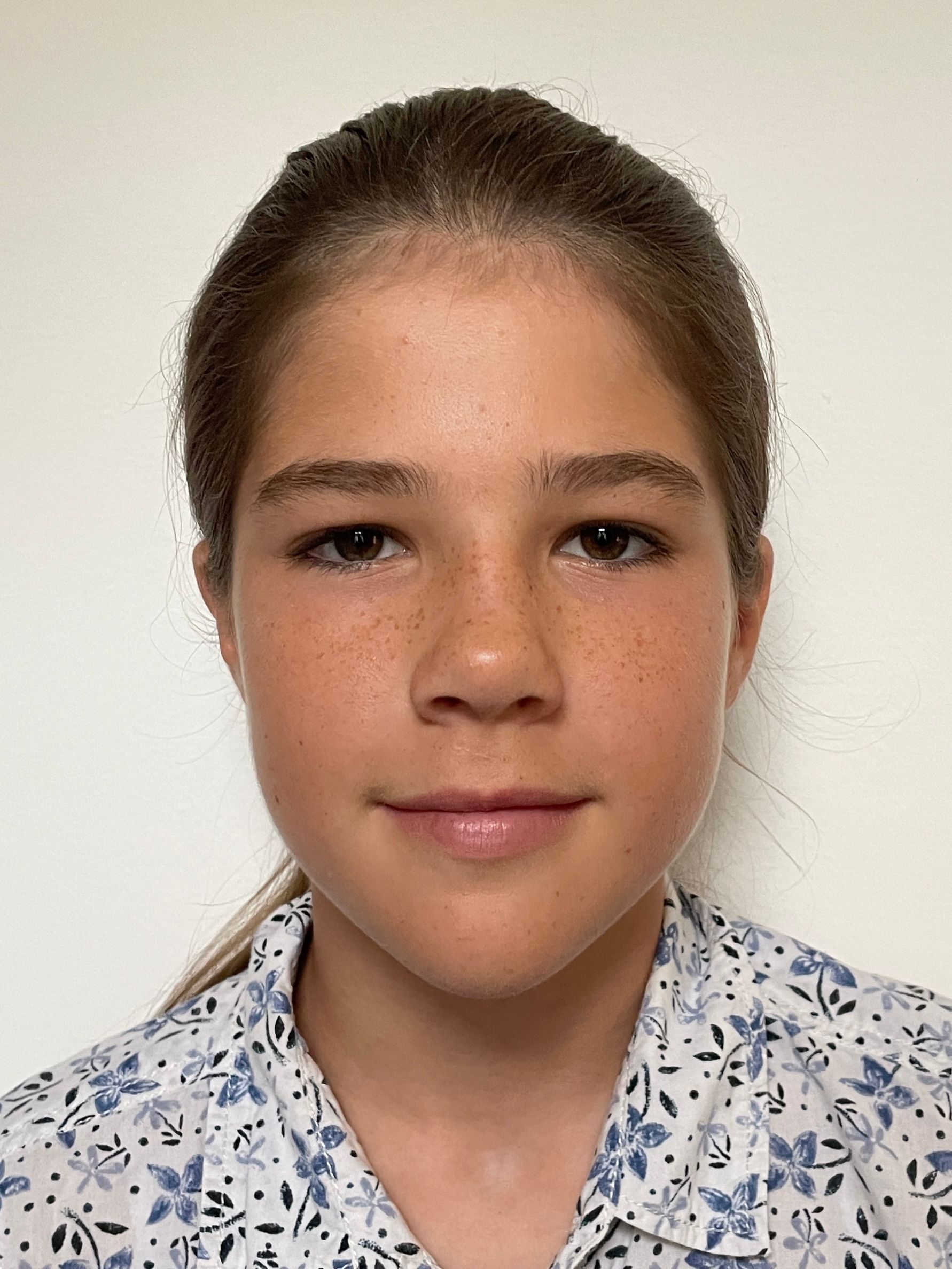 VEREBELY Nadin