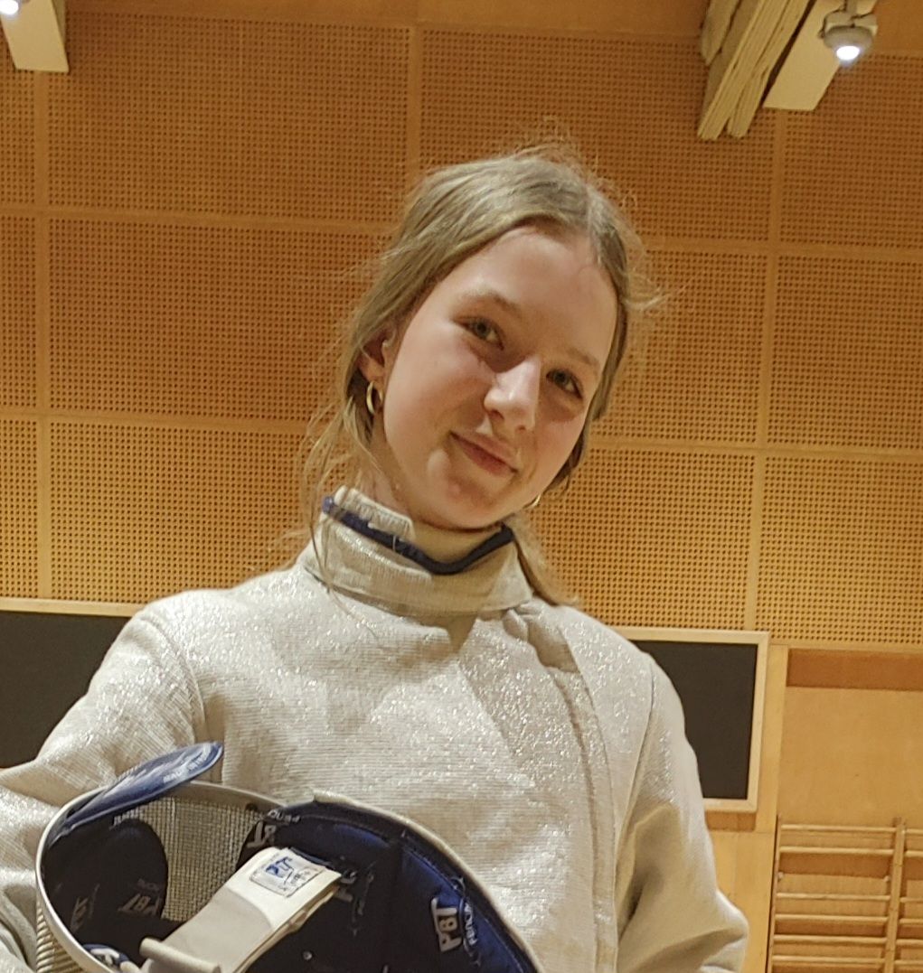 KUHAR Eva
