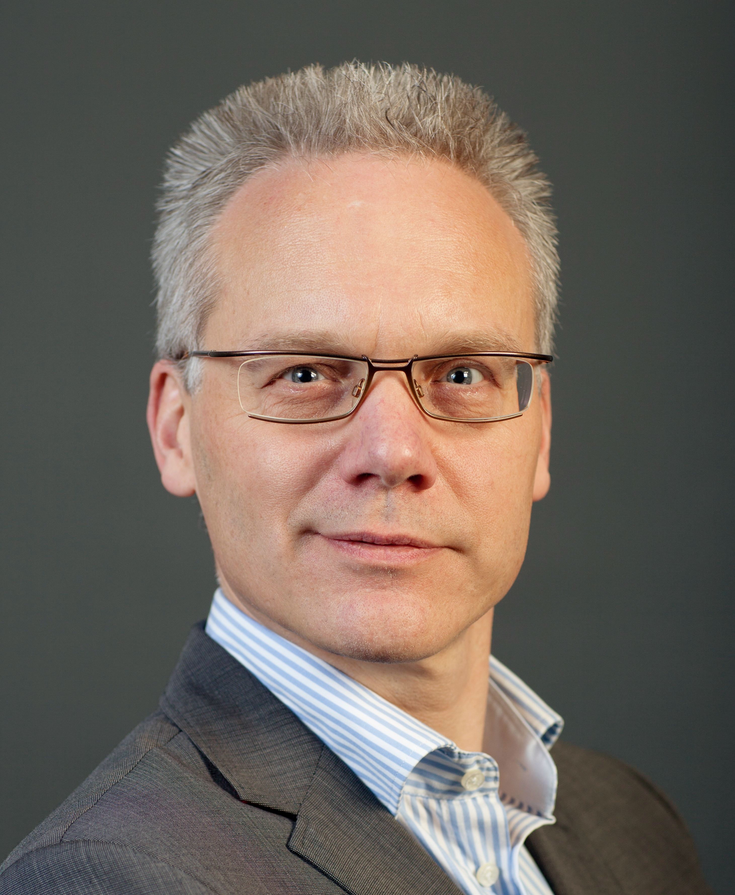 VAN DEN BERG Paul