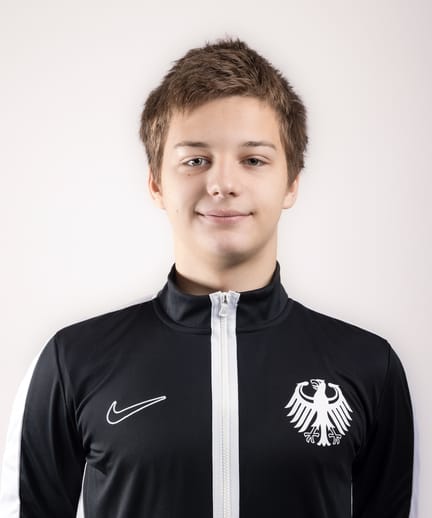 Julian MAKLAKOV