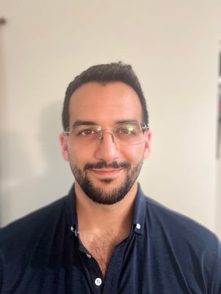 Adam ALI