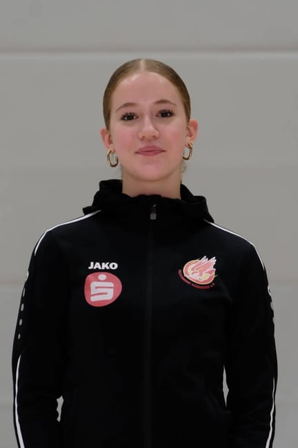 Ivy LOHBAUER
