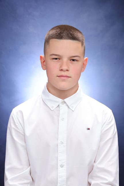 Damjan GLUVAKOV