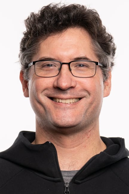 Adam MACZIK