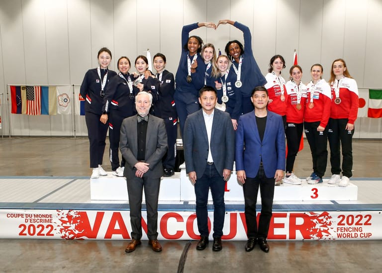 Hungary’s Siklosi, Italy’s Rizzi, Team France Win Vancouver Men’s and Women’s Epee World Cup